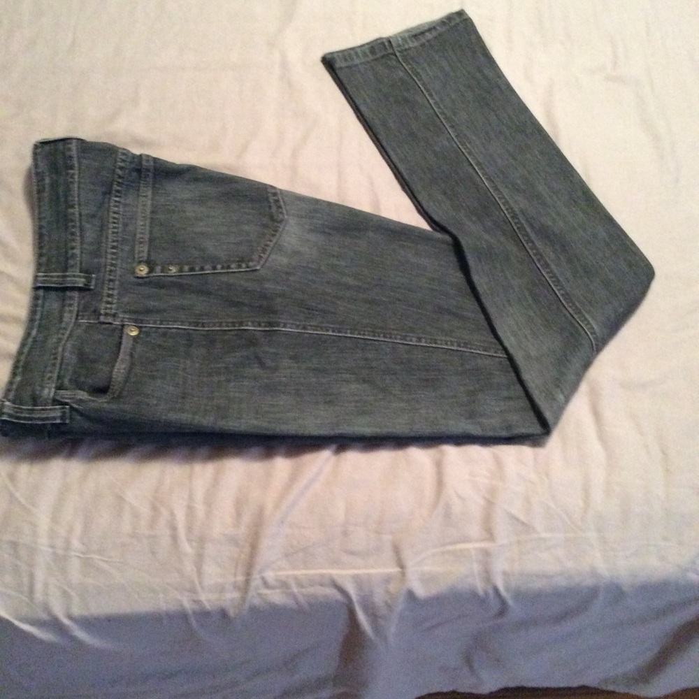 DKNY Jeans